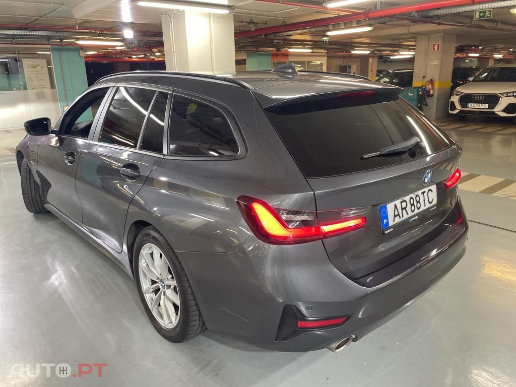 BMW 320 e Pack Essence Auto