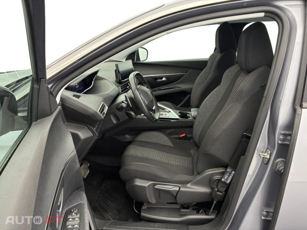 Peugeot 5008 1.2 PureTech Active Pack EAT8