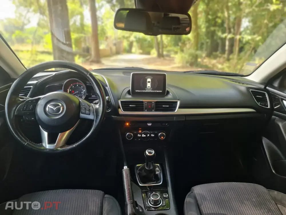 Mazda 3 1.5 Sky-D Excellence Pack Leather Navi