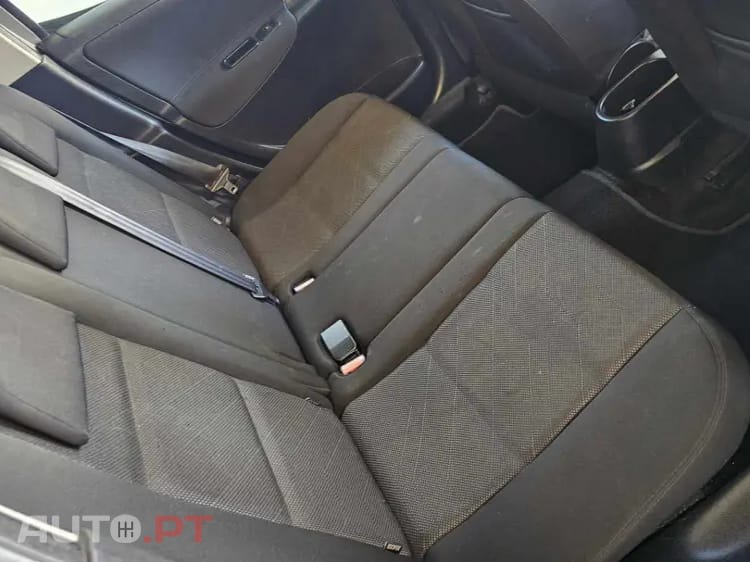 Peugeot 207 SW 1.4 VTi Sportium