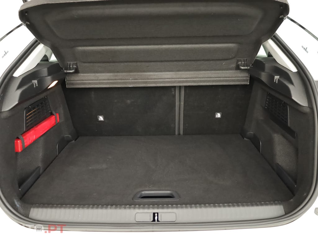 Citroen C4 C4 1.2 PureTech Plus EAT8