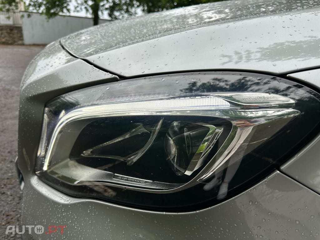 Mercedes-Benz GLA 220 4Matic 8G-DCT Special Edition