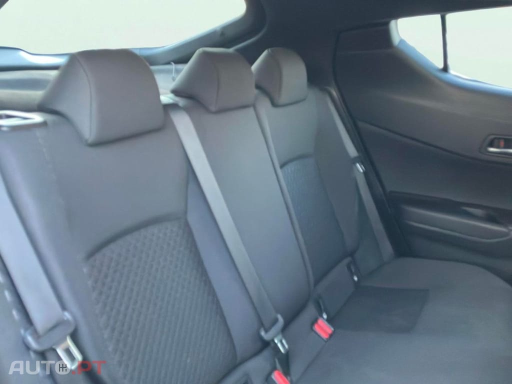 Toyota C-HR 1.8 Hybrid Comfort
