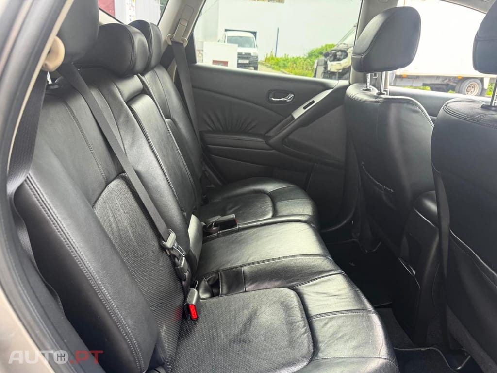 Nissan Murano 2.5 D Auto Executive — fotografia 10