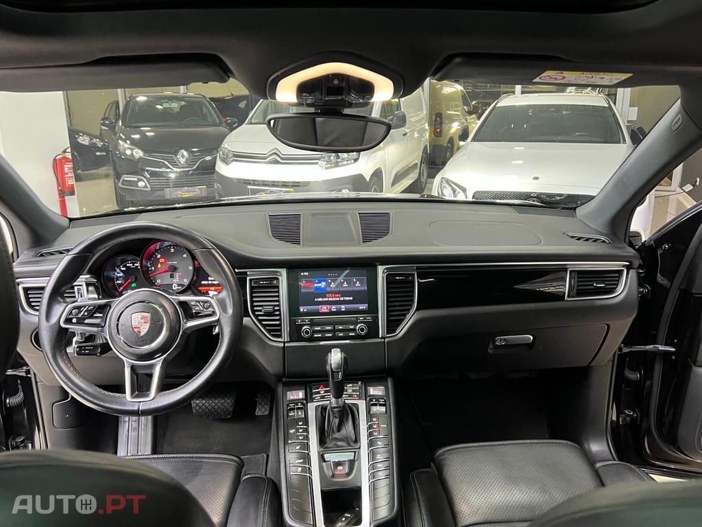 Porsche Macan S