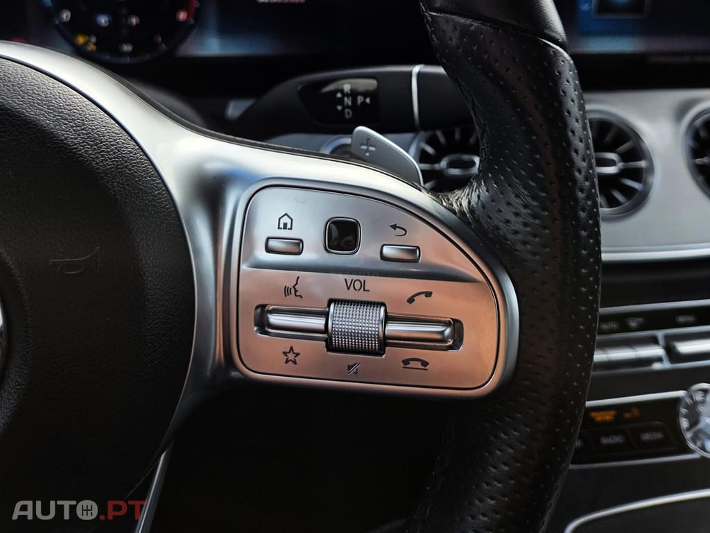 Mercedes-Benz E 300 Coupé