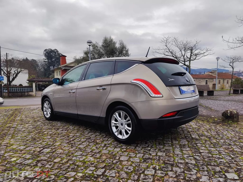 Lancia Delta 1.6 M-Jet Oro