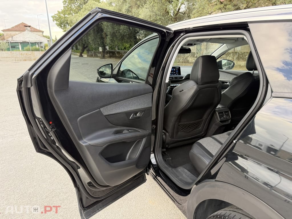Peugeot 3008 1.6 BlueHDi Allure EAT6
