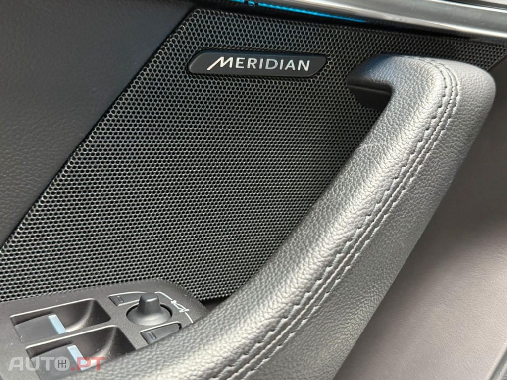 Jaguar F-Type CoupeR-Dynamic 300