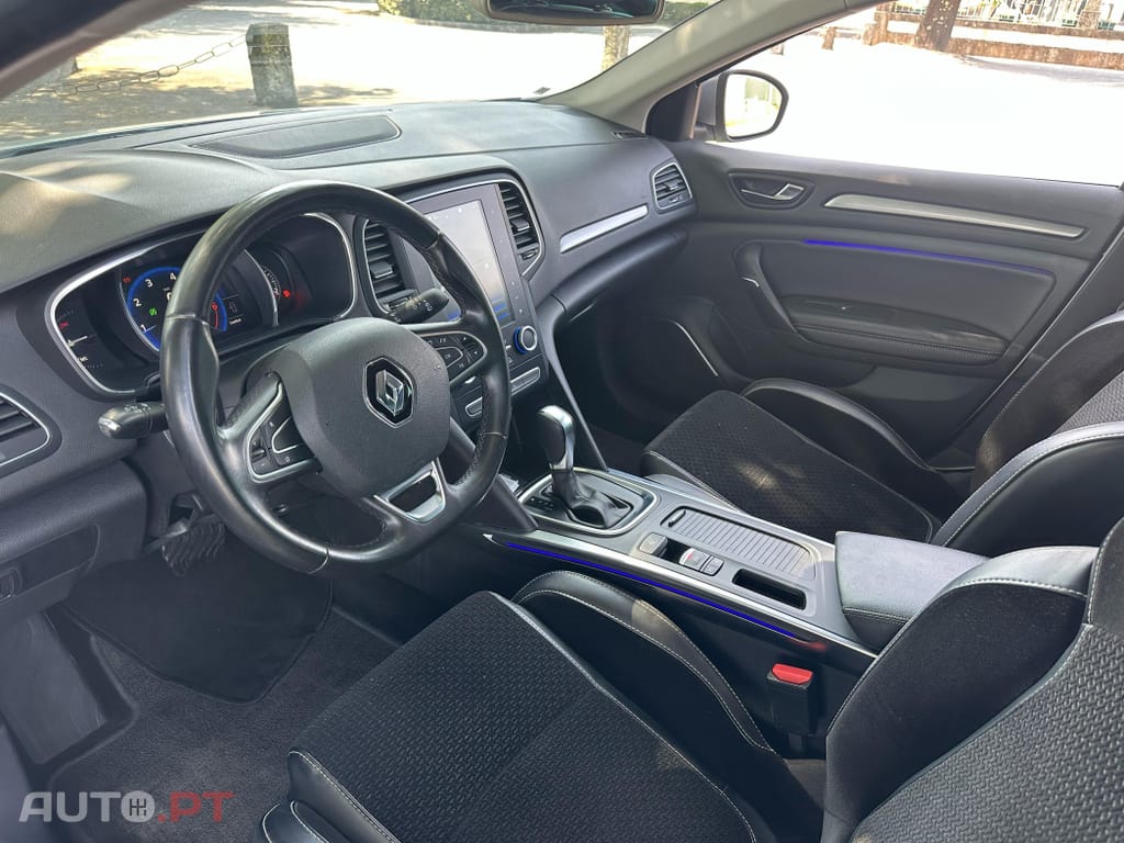 Renault Mégane 1.2 TCe GT Line EDC J18