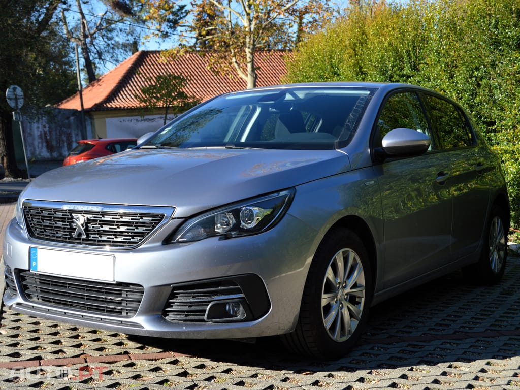 Peugeot 308 STYLE 1.5 BLUEHDI 130CV
