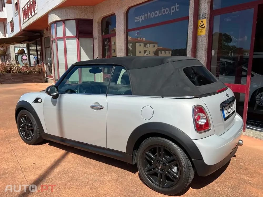 MINI Cabrio Cooper D