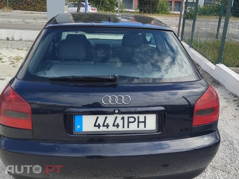 Audi A3 1.6 Attraction