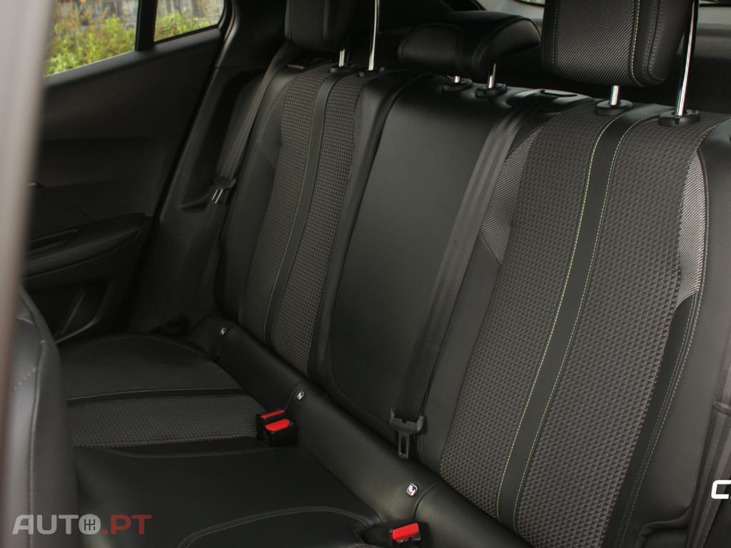 Peugeot 2008 1.5 BlueHDi GT Line EAT8