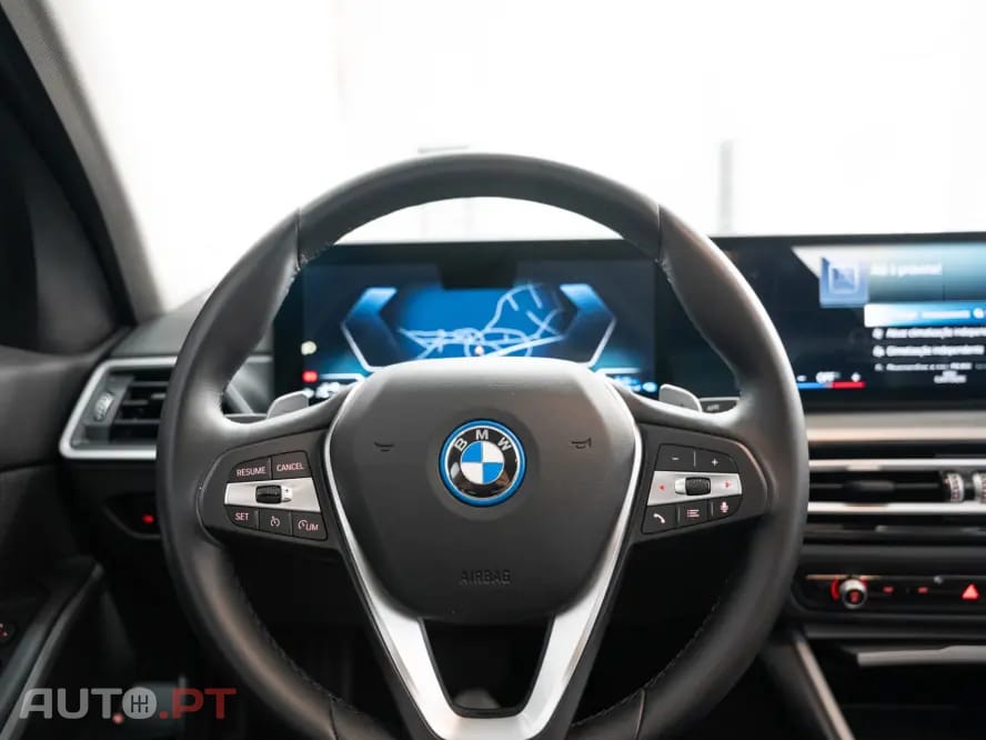 BMW 320 e Auto