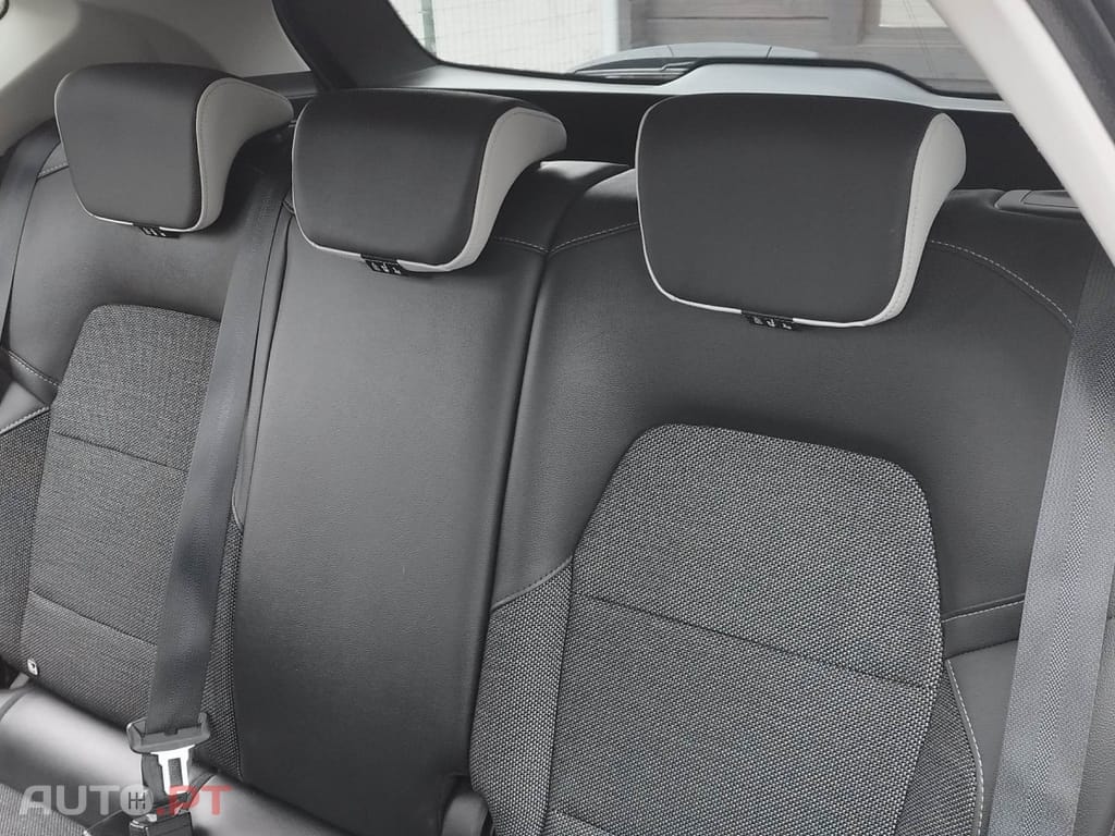 Renault Captur 1.6 E-Tech Plug-In Intens