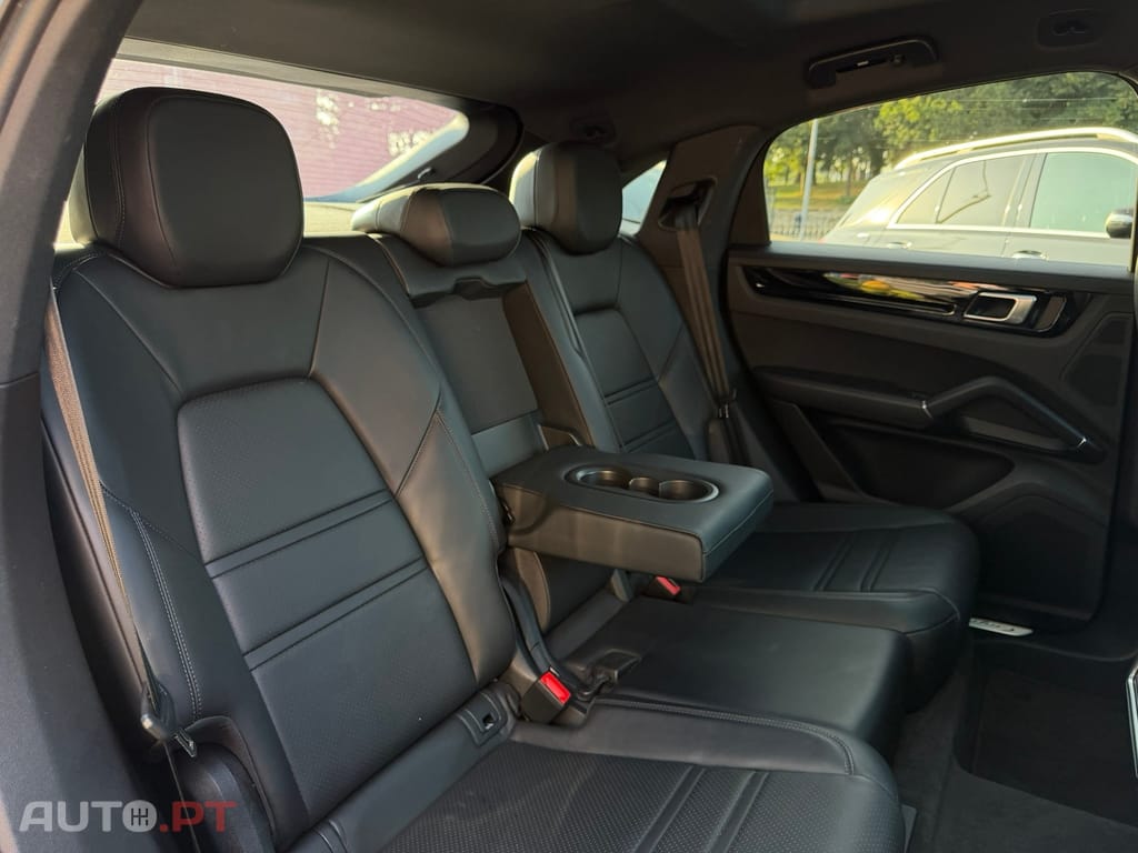 Porsche Cayenne E-Hybrid Tiptronic S
