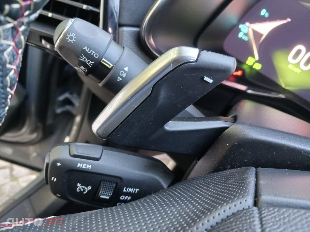 DS DS7 E-Tense Performance Line EAT8