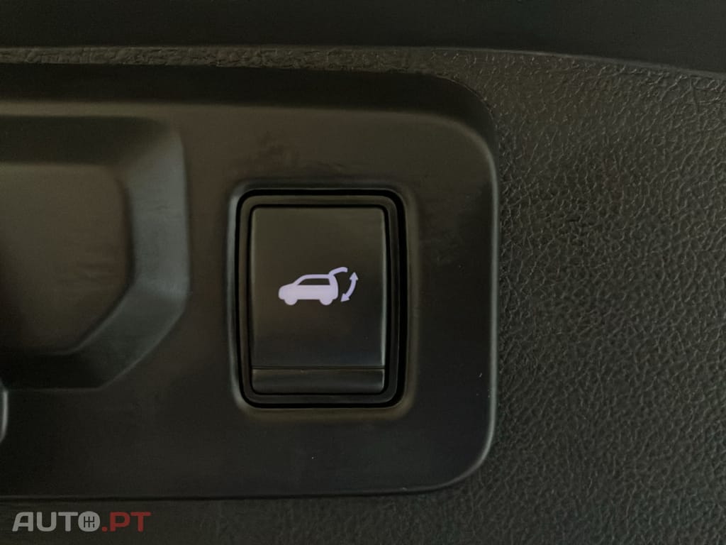 Renault Austral 1.3 E-Tech Iconic