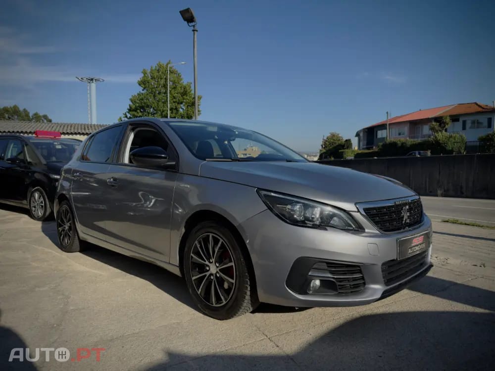 Peugeot 308 1.2 PureTech Allure EAT8