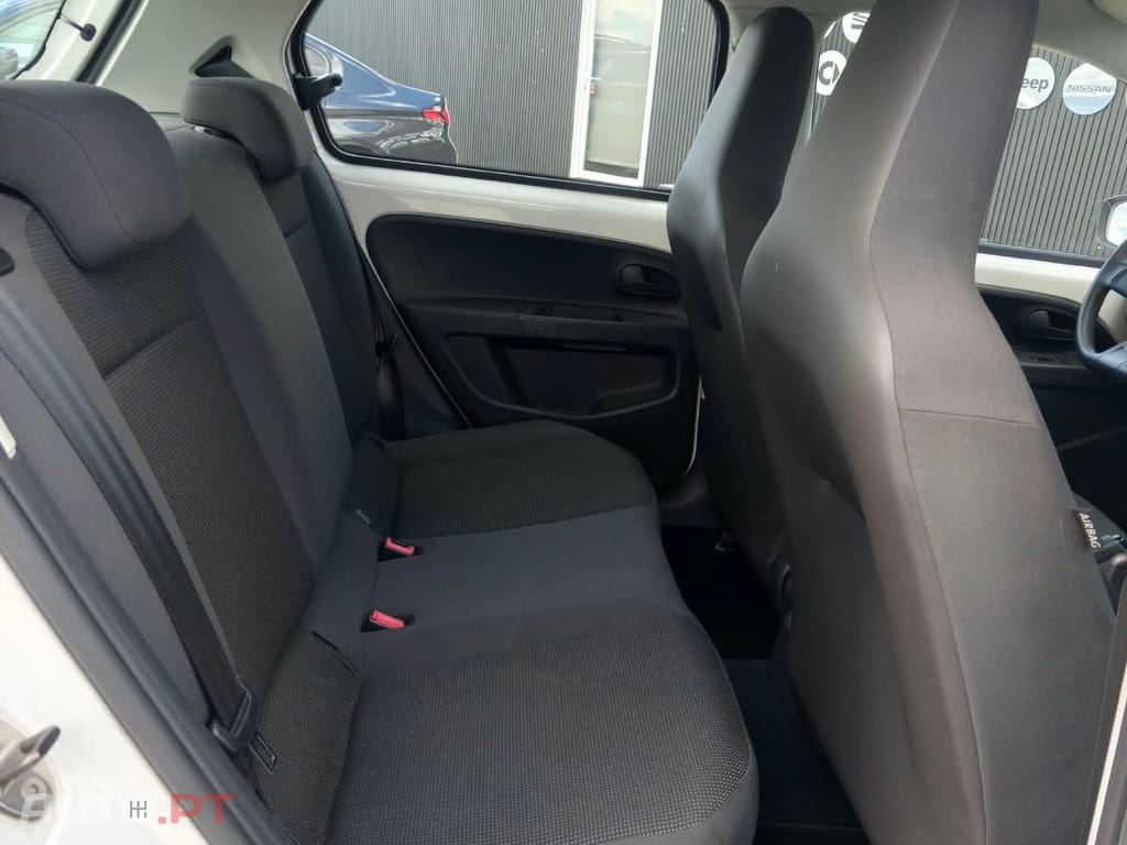 Volkswagen Up! 1.0 Take