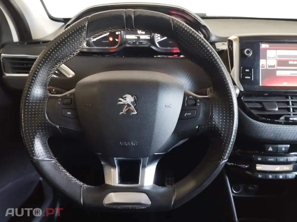 Peugeot 2008 1.2 PureTech GT Line