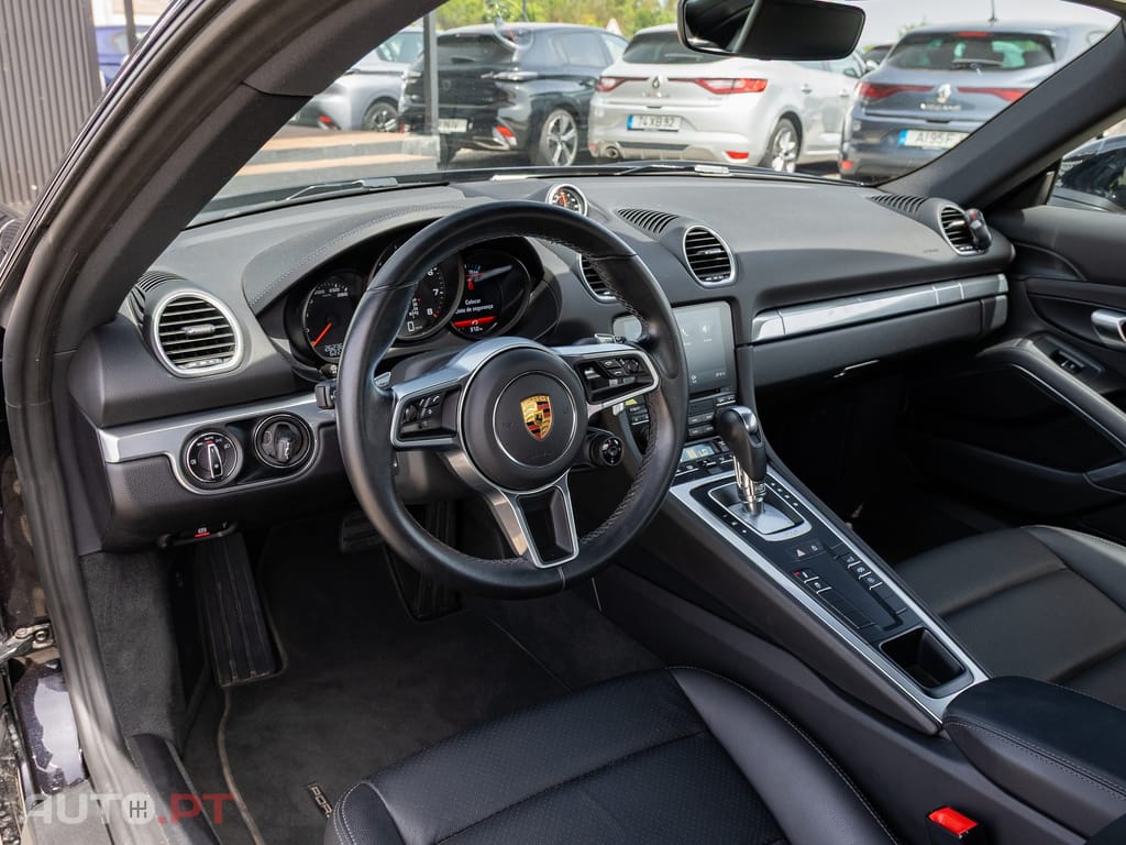 Porsche 718 2.0 T PDK