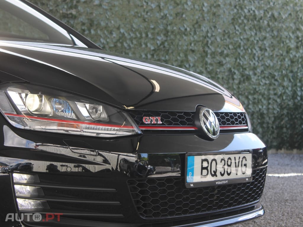 Volkswagen Golf 2.0 TSi GTi DSG Performance