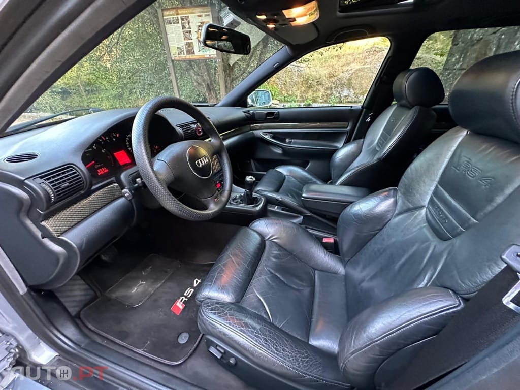 Audi RS4 2.7 V6 quattro