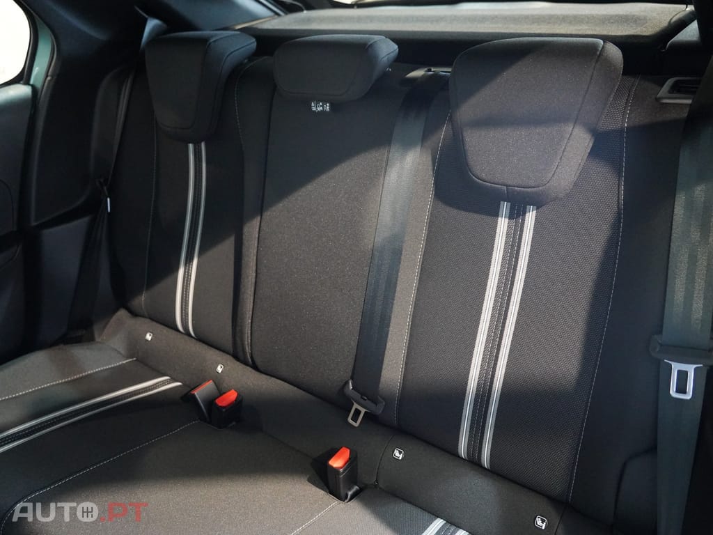 Opel Corsa YES 1.2 Turbo