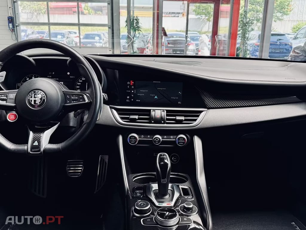 Alfa Romeo Giulia 2.9 Bi-Turbo Quadrifoglio AT8