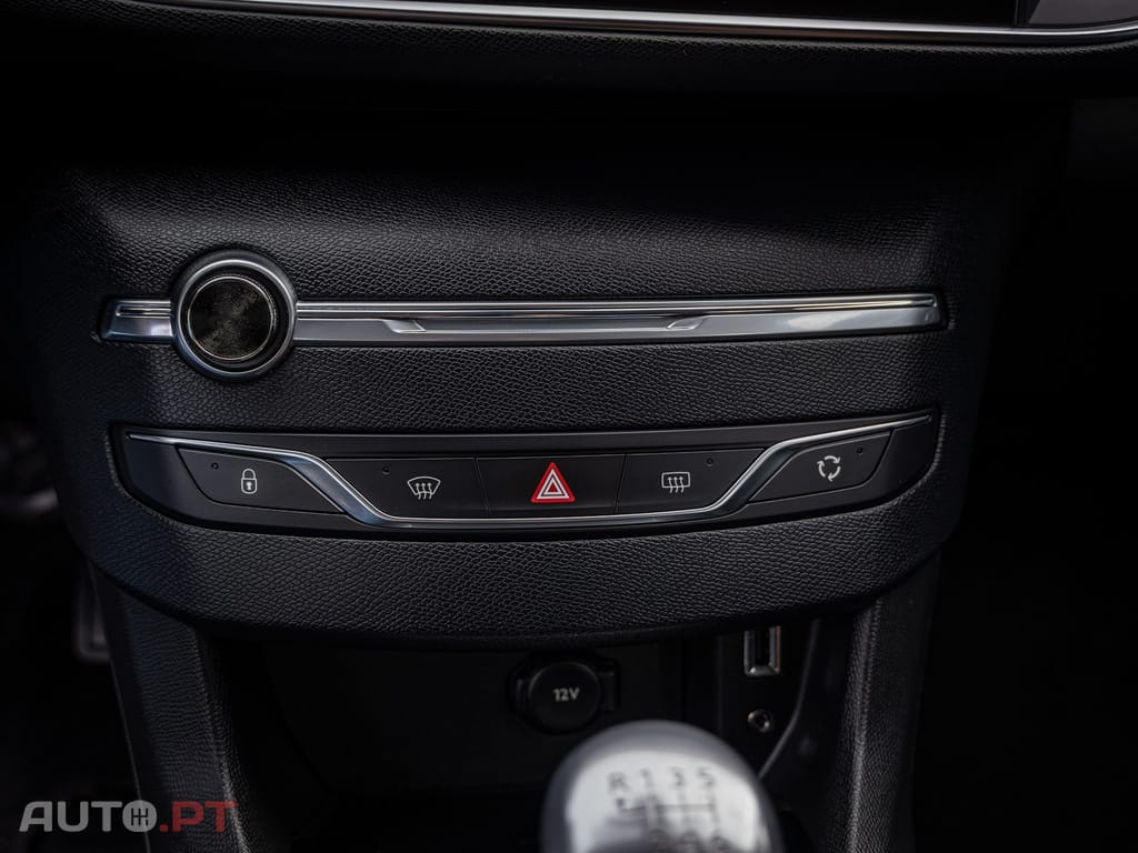 Peugeot 308 1.6 e-HDi Active