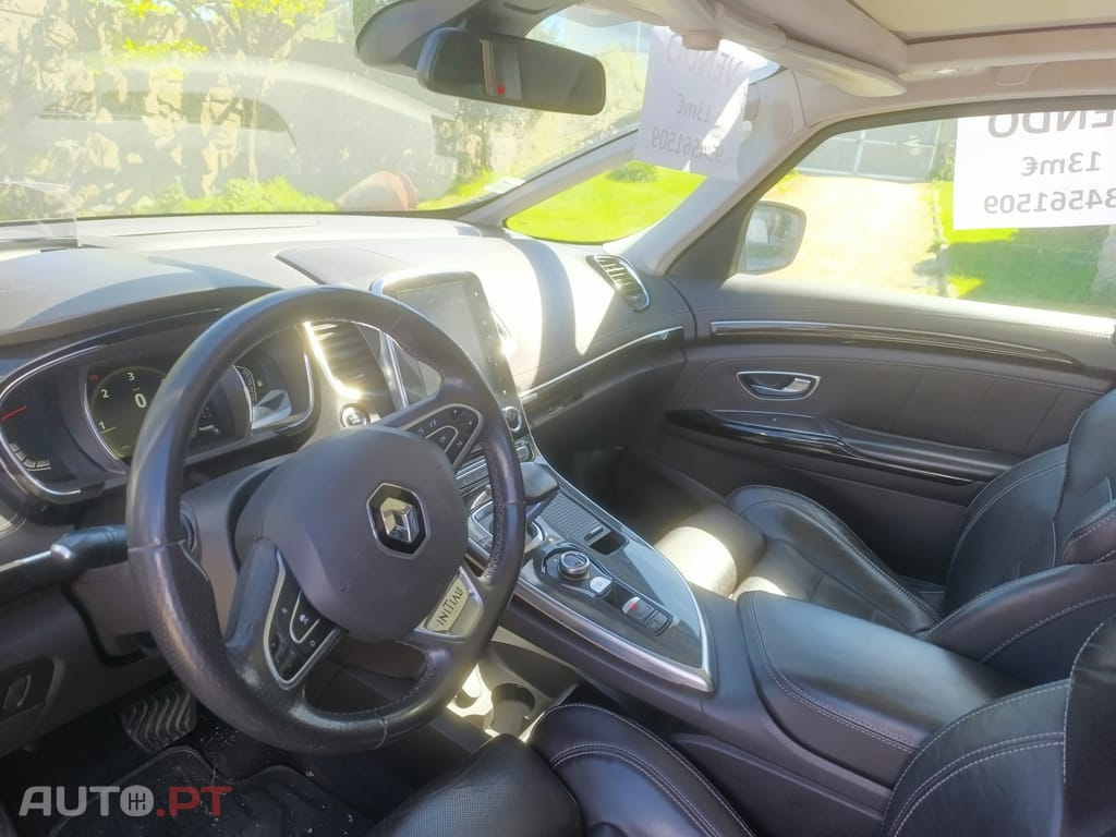 Renault Espace Initial Paris