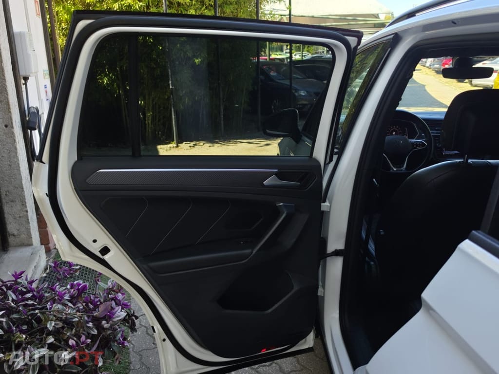 Volkswagen Tiguan 1.4 TSI eHybrid R-Line DSG