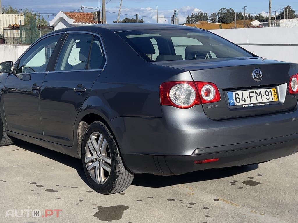 Volkswagen Jetta 1.9 TDi BlueM. Confortline