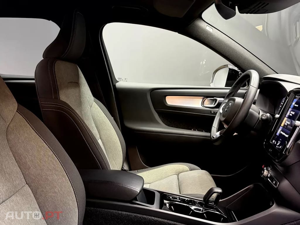 Volvo XC40 1.5 T3 Momentum