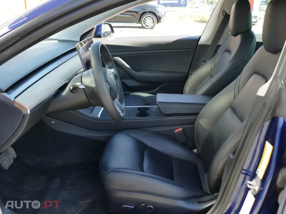 Tesla Model 3 Tração Traseira