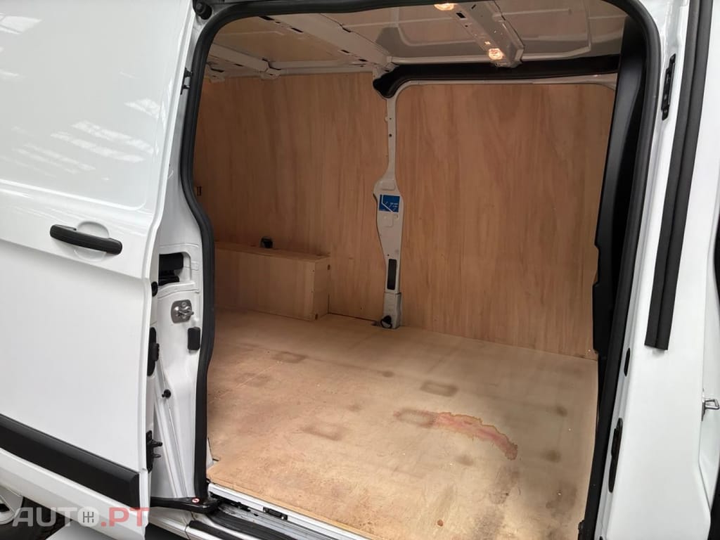 Ford Transit Custom 300 L2 2.0 EcoBlue Trend H1 Aut.