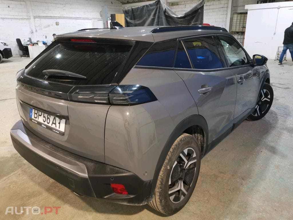 Peugeot 2008 1.2 PureTech Allure