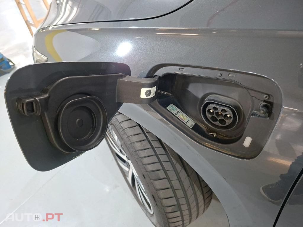 Volkswagen Golf 1.4 TSI e-Hybrid DSG