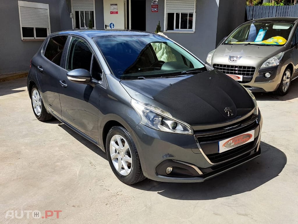 Peugeot 208 1.2 PureTech Style