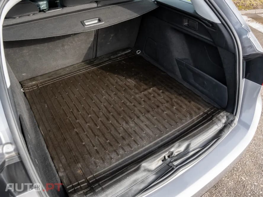 Peugeot 308 SW 1.5 BlueHDi Active EAT8