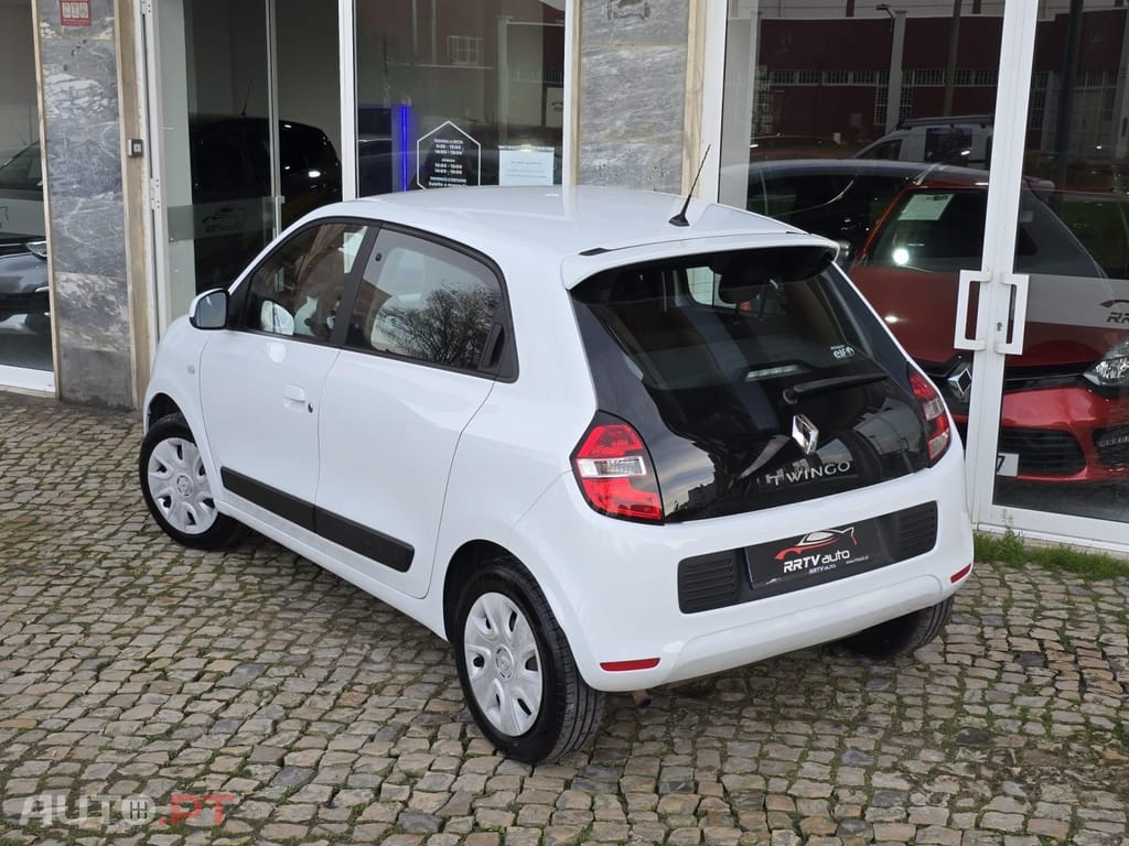 Renault Twingo SCe 70 S&S Cosmic