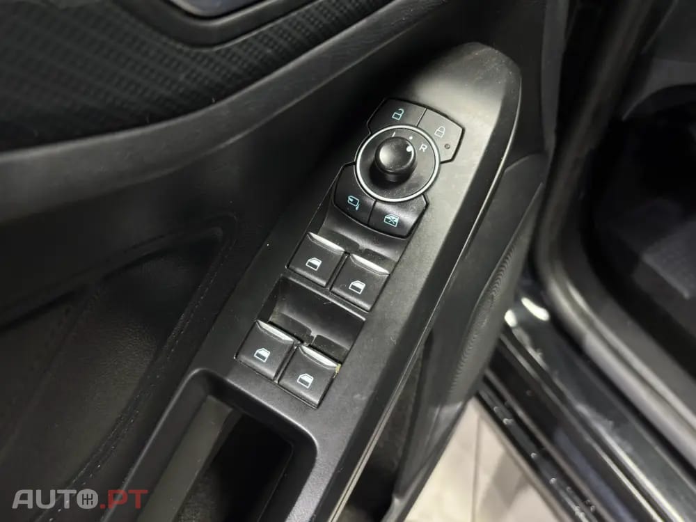 Ford Focus 1.0 EcoBoost MHEV ST-Line