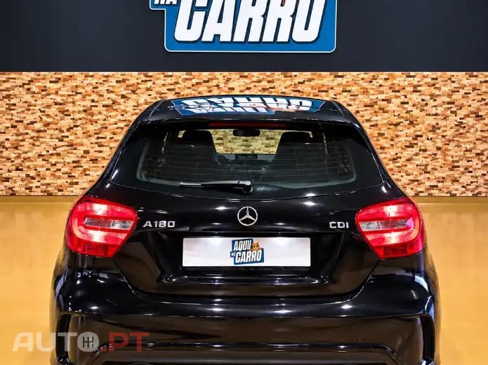 Mercedes-Benz A 180 d AMG Line
