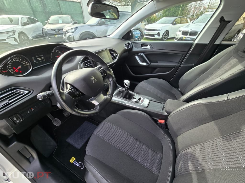 Peugeot 308 1.2 PureTech Style