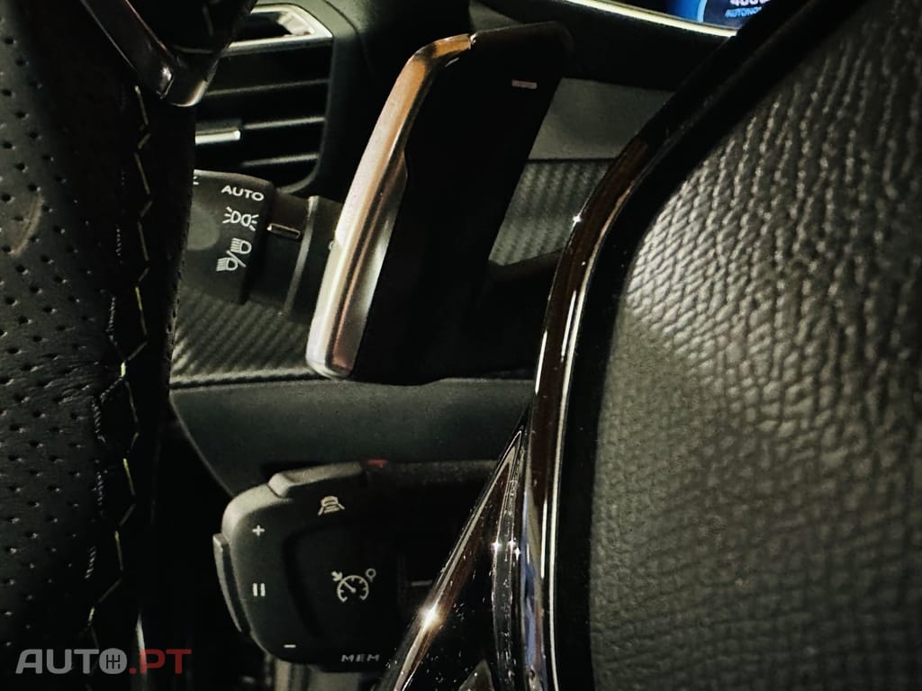 Peugeot 208 1.2 PureTech GT Line EAT8
