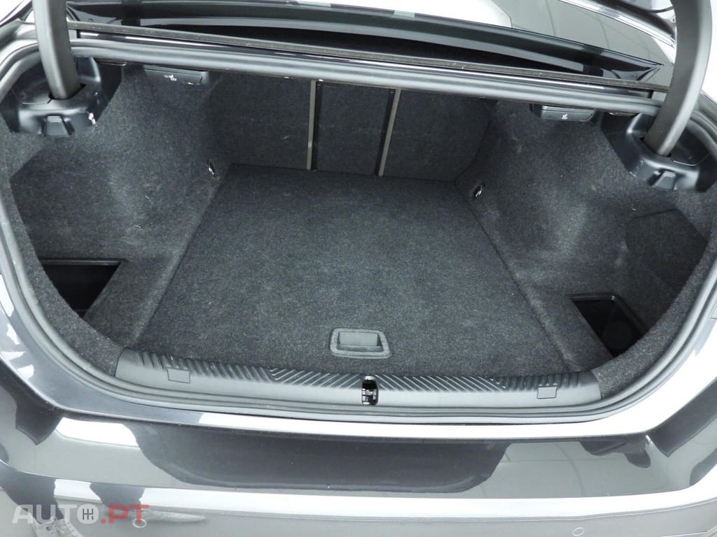 BMW i5 eDrive40