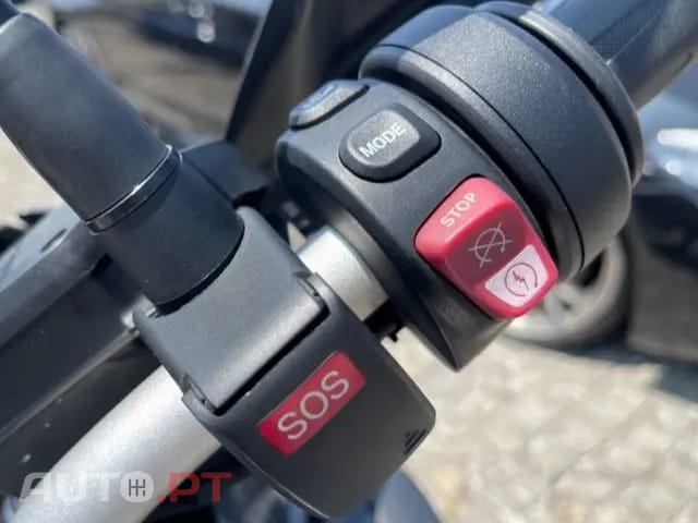 BMW C 650 GT 1200 GS Exclusive triple back