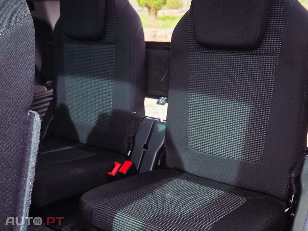 Peugeot 5008 1.6 HDi